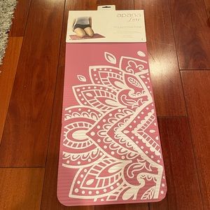 Apana Luxe. Yoga 🧘‍♀️ knee mat.